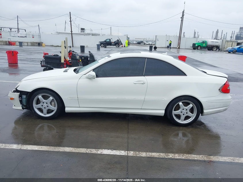 2009 Mercedes-Benz Clk 550 VIN: WDBTJ72H29F266067 Lot: 43699239