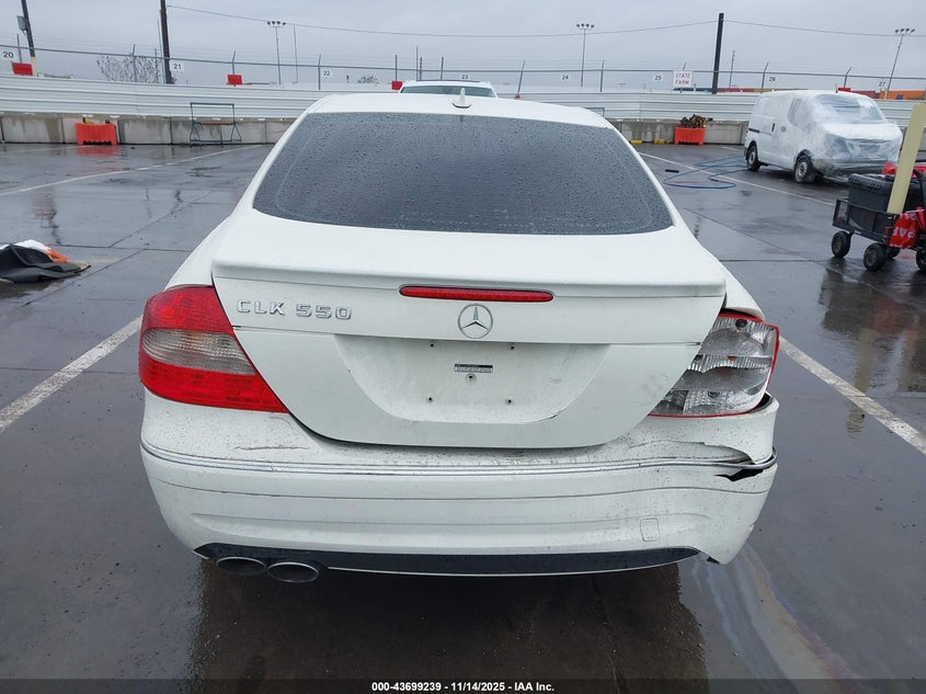 2009 Mercedes-Benz Clk 550 VIN: WDBTJ72H29F266067 Lot: 43699239