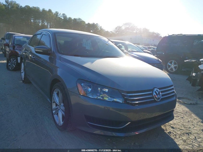 2014 VOLKSWAGEN PASSAT 1.8T SE - 1VWBT7A32EC077182