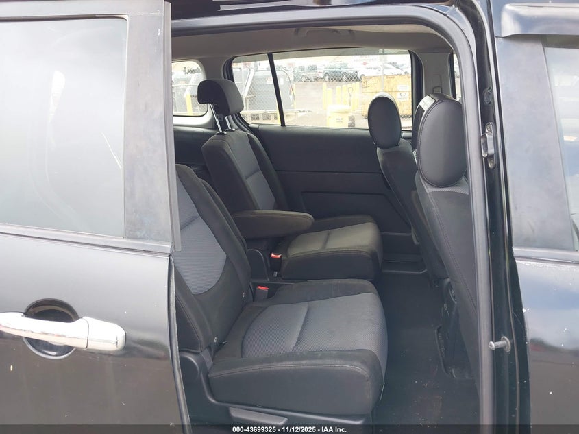 2006 Mazda Mazda5 Sport VIN: JM1CR293760100889 Lot: 43699325