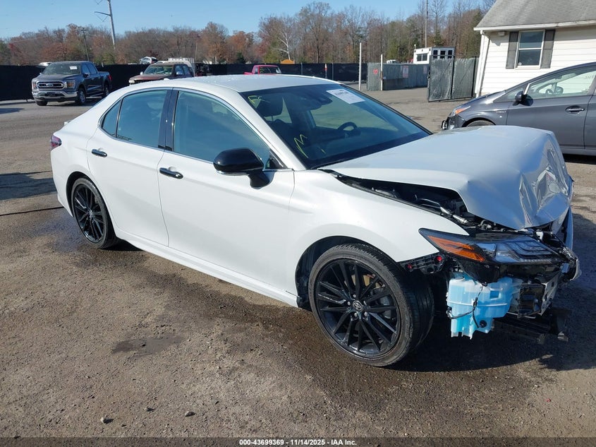 TOYOTA CAMRY XSE AWD