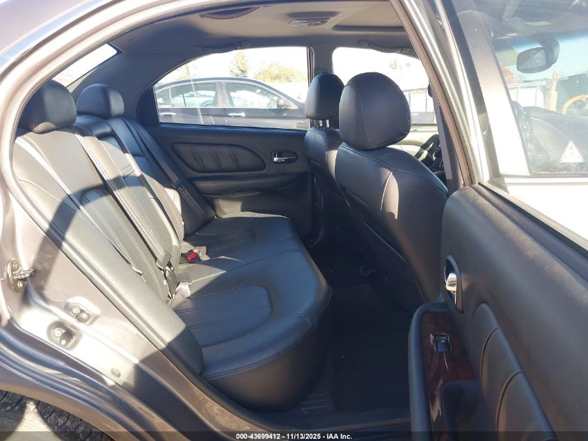 2004 Hyundai Sonata Gls/Lx VIN: KMHWF35H44A992129 Lot: 43699412