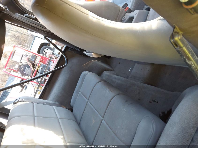 1998 Jeep Wrangler Sport VIN: 1J4FY19S4WP758141 Lot: 43699416