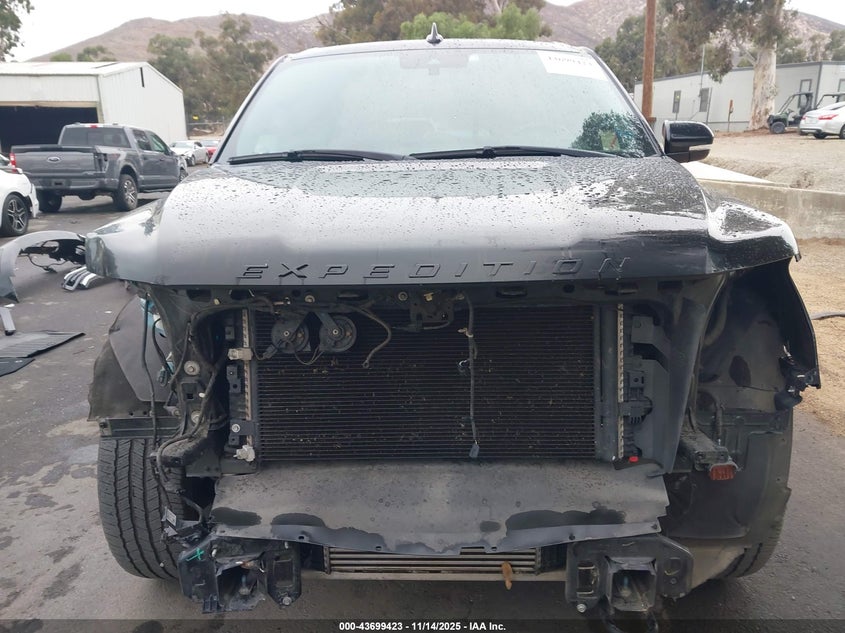 2019 Ford Expedition Max Limited VIN: 1FMJK2AT1KEA40298 Lot: 43699423