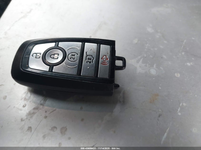 2019 Ford Expedition Max Limited VIN: 1FMJK2AT1KEA40298 Lot: 43699423