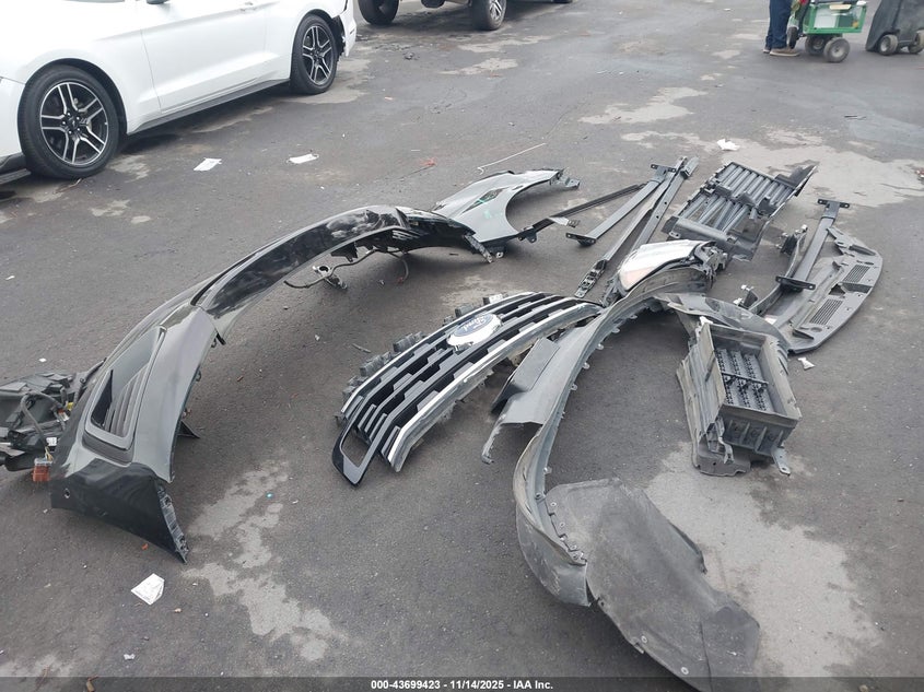 2019 Ford Expedition Max Limited VIN: 1FMJK2AT1KEA40298 Lot: 43699423