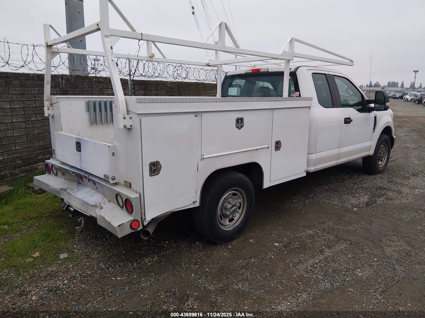 1FD7X2A61HEE87728 2017 FORD F250 photo no. 4