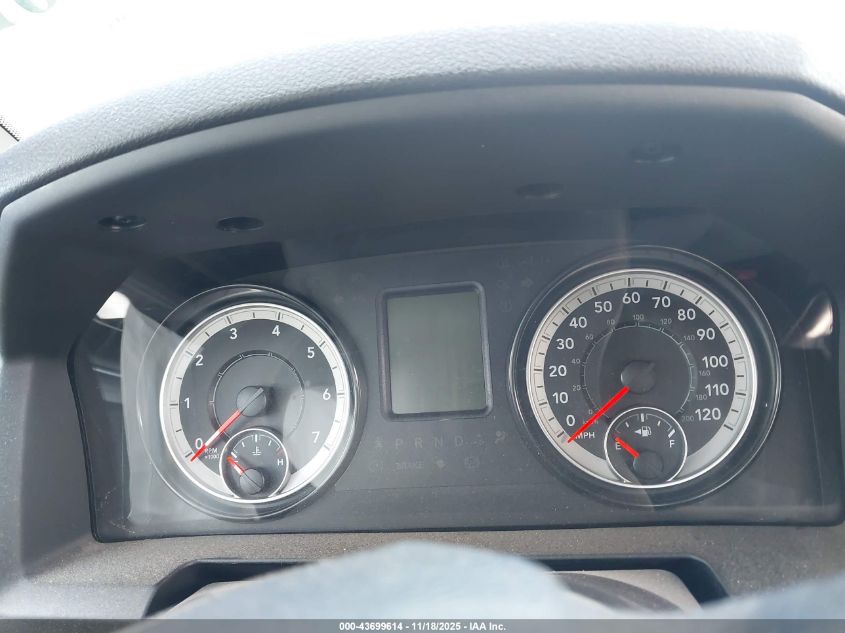 2022 Ram 1500 Classic Tradesman 4X2 8' Box VIN: 3C6JR6DT2NG405689 Lot: 43699614