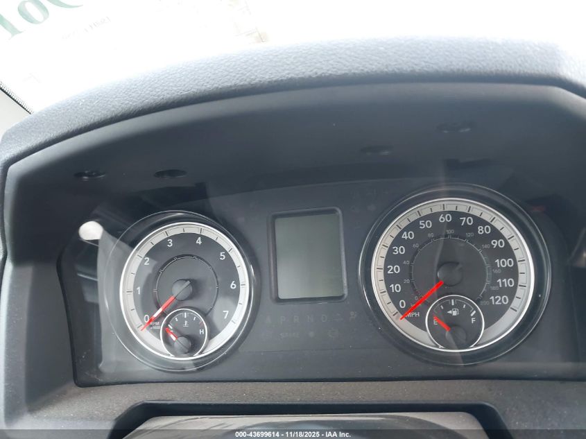 2022 Ram 1500 Classic Tradesman 4X2 8' Box VIN: 3C6JR6DT2NG405689 Lot: 43699614