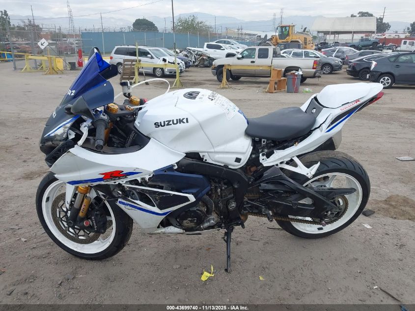 2023 Suzuki Gsx-R1000 R VIN: JS1DM11M5P7100099 Lot: 43699740