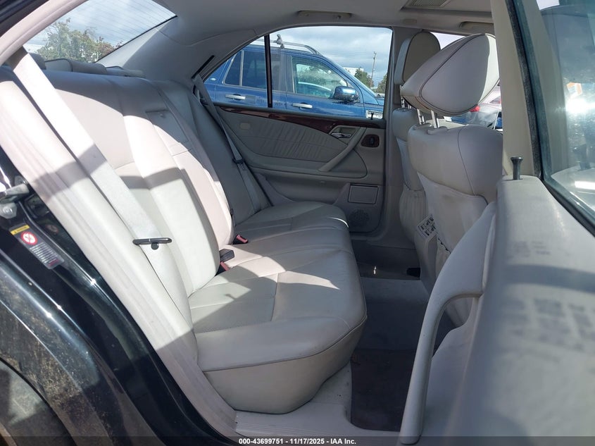 2000 Mercedes-Benz E 430 VIN: WDBJF70J4YB130785 Lot: 43699751