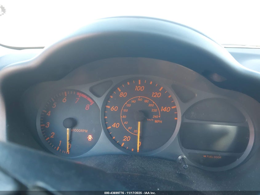 JTDDR32T630164860 2003 TOYOTA CELICA photo no. 7