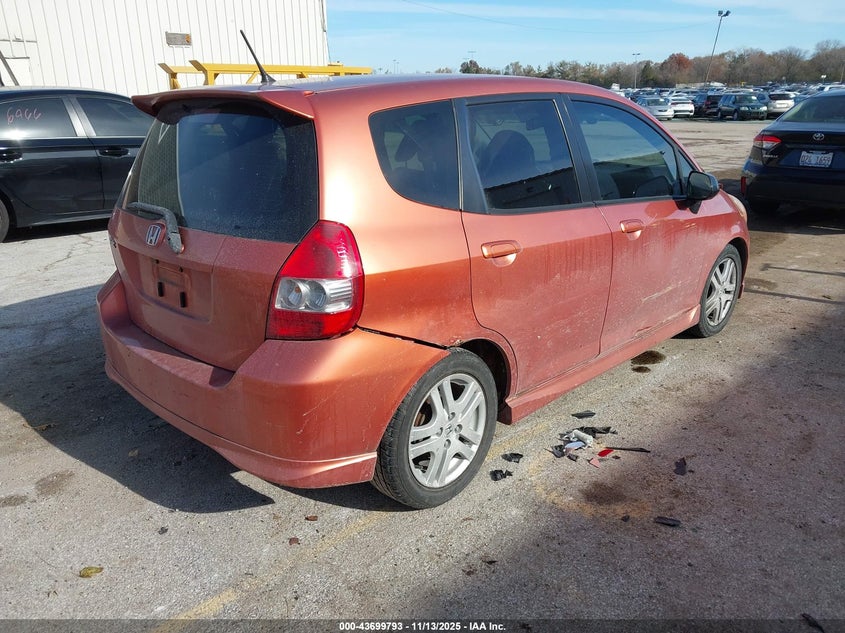 JHMGD38667S030923 2007 HONDA FIT photo no. 4