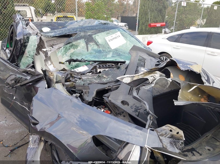 2023 Tesla Model Y Awd/Long Range Dual Motor All-Wheel Drive VIN: 7SAYGDEE9PF937549 Lot: 43699834