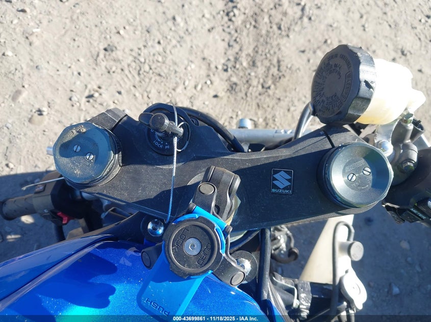 2013 Suzuki Gsx-R600 VIN: JS1GN7FA0D2102220 Lot: 43699861