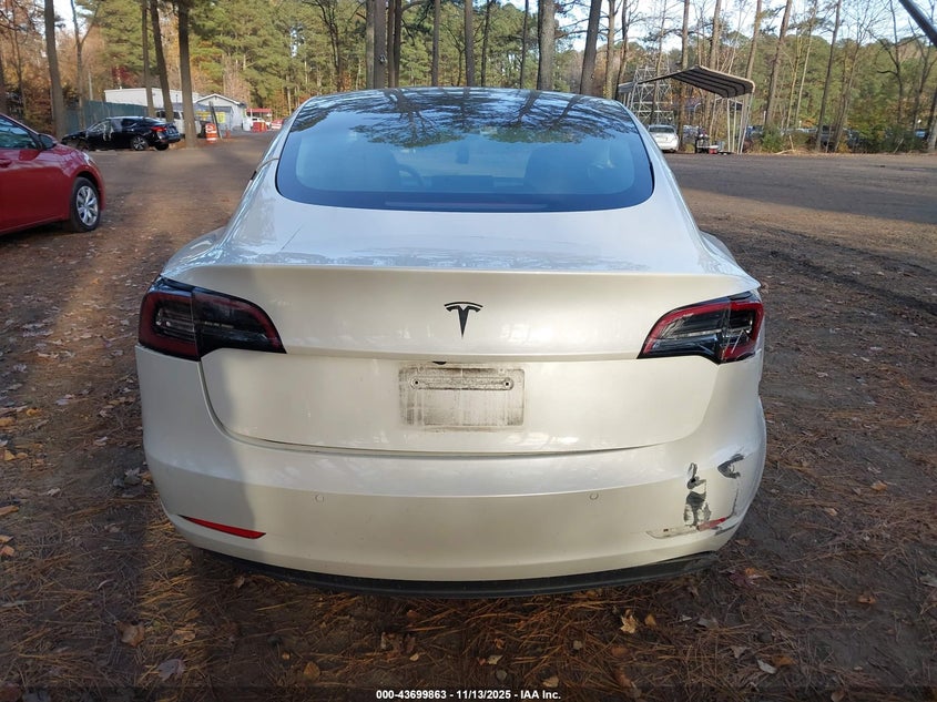 2022 Tesla Model 3 Rear-Wheel Drive VIN: 5YJ3E1EA7NF126063 Lot: 43699863