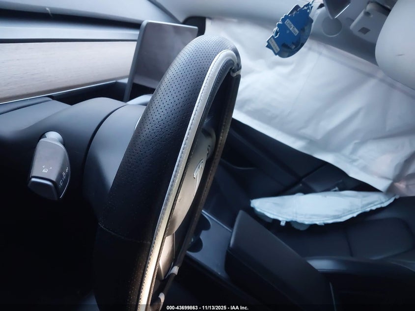 2022 Tesla Model 3 Rear-Wheel Drive VIN: 5YJ3E1EA7NF126063 Lot: 43699863