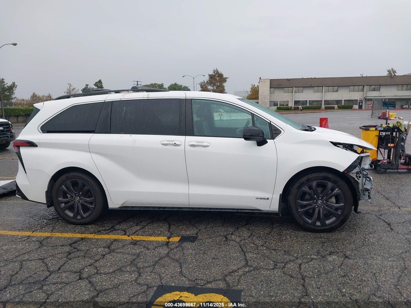 2021 Toyota Sienna Xse VIN: 5TDDRKEC8MS065770 Lot: 43699867