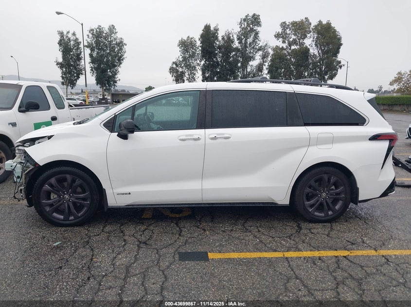 2021 Toyota Sienna Xse VIN: 5TDDRKEC8MS065770 Lot: 43699867