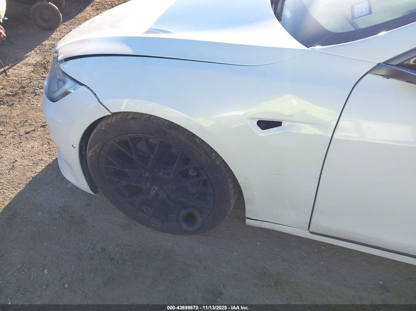 2021 Tesla Model S Long Range Dual Motor All-Wheel Drive/Long Range Plus Dual Motor All-Wheel Drive VIN: 5YJSA1E25MF427543 Lot: 43699870