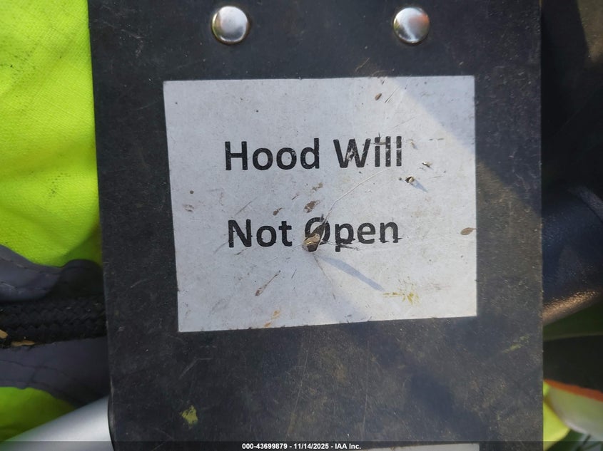 1995 Buick Roadmaster Limited VIN: 1G4BT52P5SR424100 Lot: 43699879