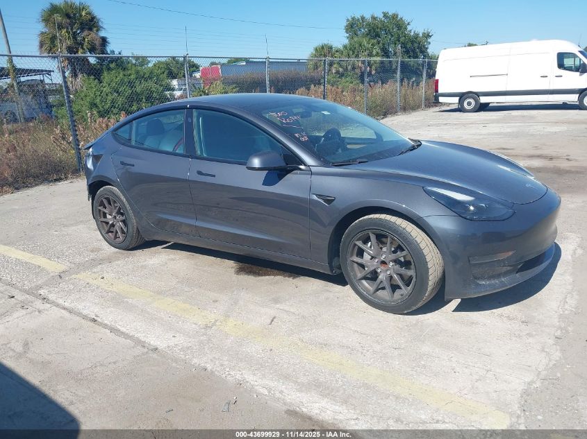 TESLA MODEL 3 REAR-WHEEL DRIVE