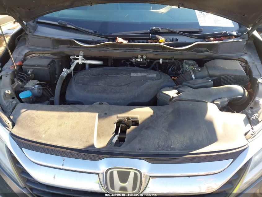 2018 Honda Odyssey Touring VIN: 5FNRL6H85JB076120 Lot: 43699948