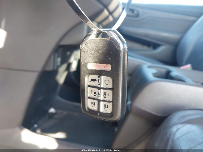 2018 Honda Odyssey Touring VIN: 5FNRL6H85JB076120 Lot: 43699948