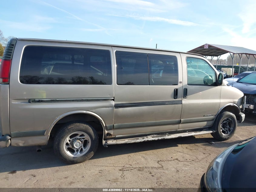 2001 GMC Savana Standard VIN: 1GJGG25R711182426 Lot: 43699962