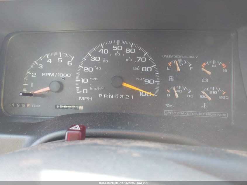 2000 Chevrolet Tahoe Z71 VIN: 1GNEK13R1YR152903 Lot: 43699980