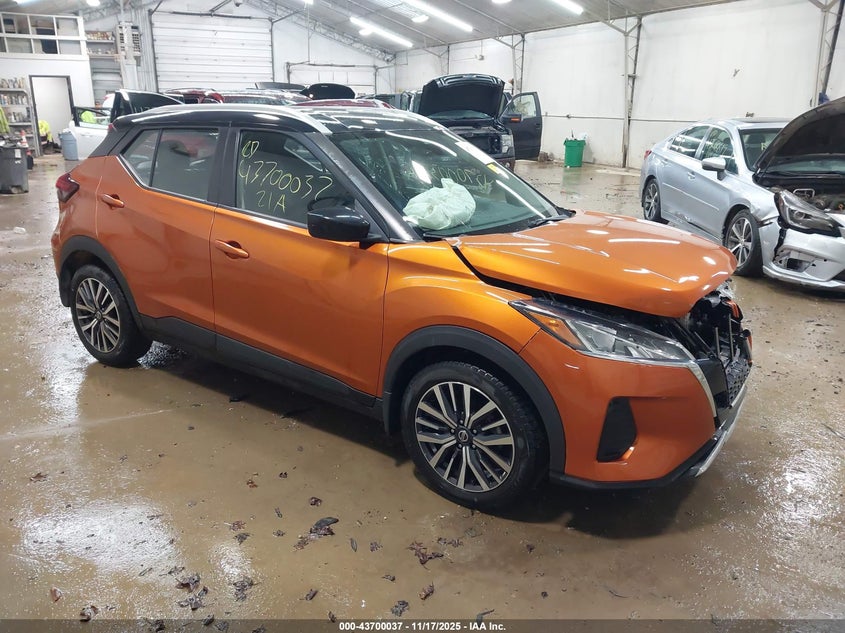 NISSAN KICKS SV XTRONIC CVT
