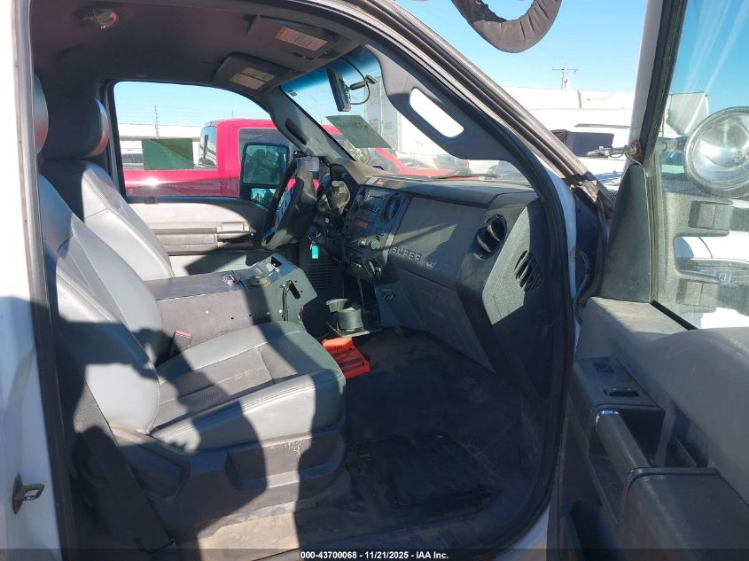 2016 Ford F-550 Chassis Xl VIN: 1FDUF5HT2GEA83063 Lot: 43700068