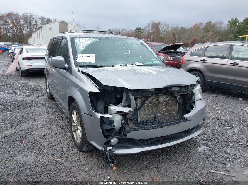 2018 Dodge Grand Caravan Sxt VIN: 2C4RDGCGXJR216040 Lot: 43700075