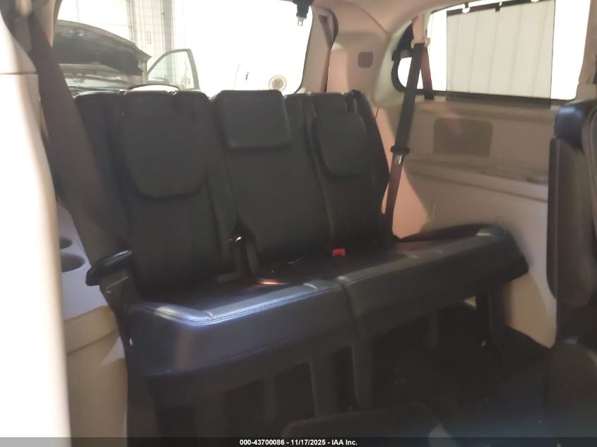 2013 Chrysler Town & Country Touring-L VIN: 2C4RC1CG7DR716757 Lot: 43700086