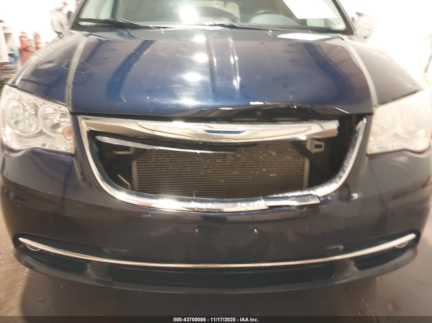 2013 Chrysler Town & Country Touring-L VIN: 2C4RC1CG7DR716757 Lot: 43700086