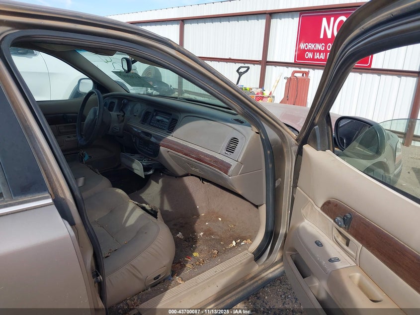 2MEFM75W43X650331 2003 MERCURY GRAND MARQUIS photo no. 5