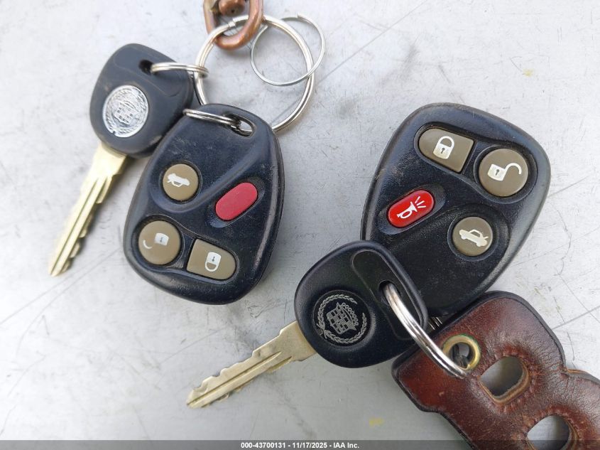 2001 Cadillac Deville Standard VIN: 1G6KD54Y61U177787 Lot: 43700131