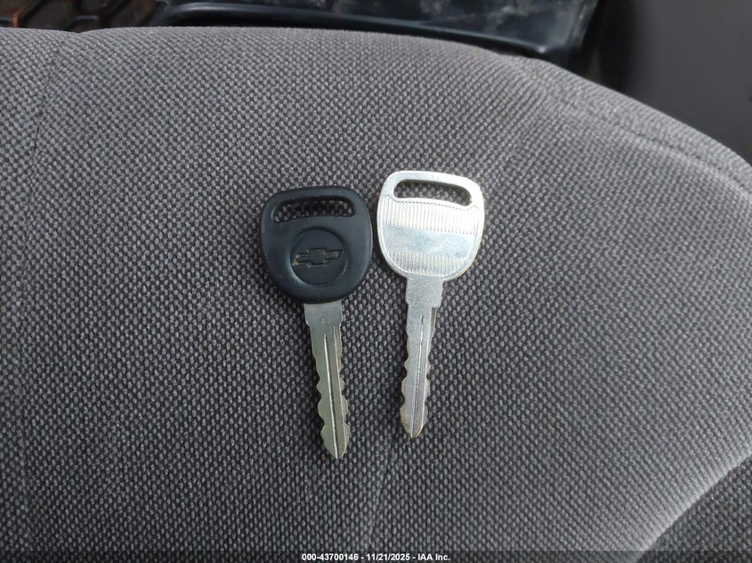 2002 Chevrolet Malibu VIN: 1G1ND52J92M692101 Lot: 43700146