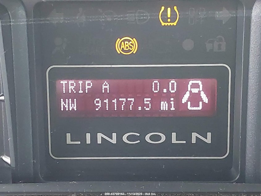 2007 Lincoln Navigator Ultimate VIN: 5LMFU285X7LJ07567 Lot: 43700163