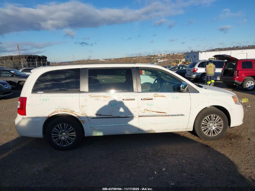 2013 Chrysler Town & Country Touring-L VIN: 2C4RC1CG6DR535228 Lot: 43700164