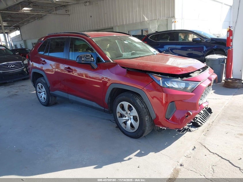 TOYOTA RAV4 LE