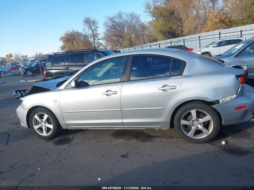 2005 Mazda Mazda3 I VIN: JM1BK12F651222487 Lot: 43700220