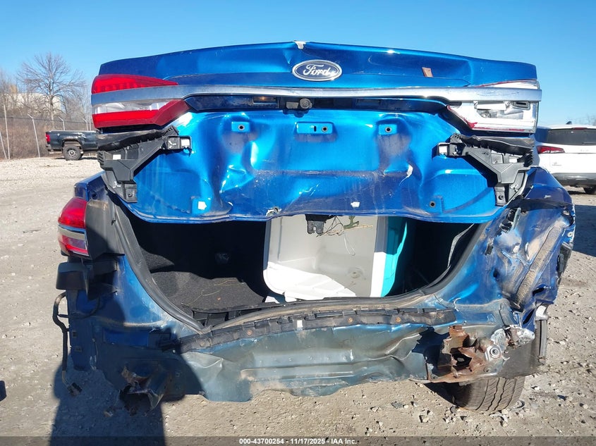 2017 Ford Fusion Se VIN: 3FA6P0HD8HR334520 Lot: 43700254