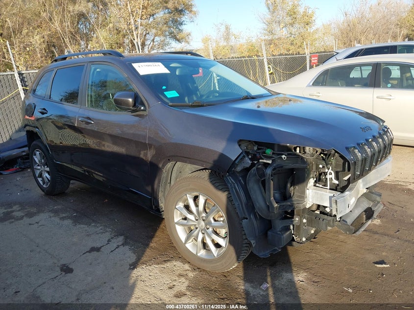 JEEP CHEROKEE LATITUDE TECH CONNECT 4X4