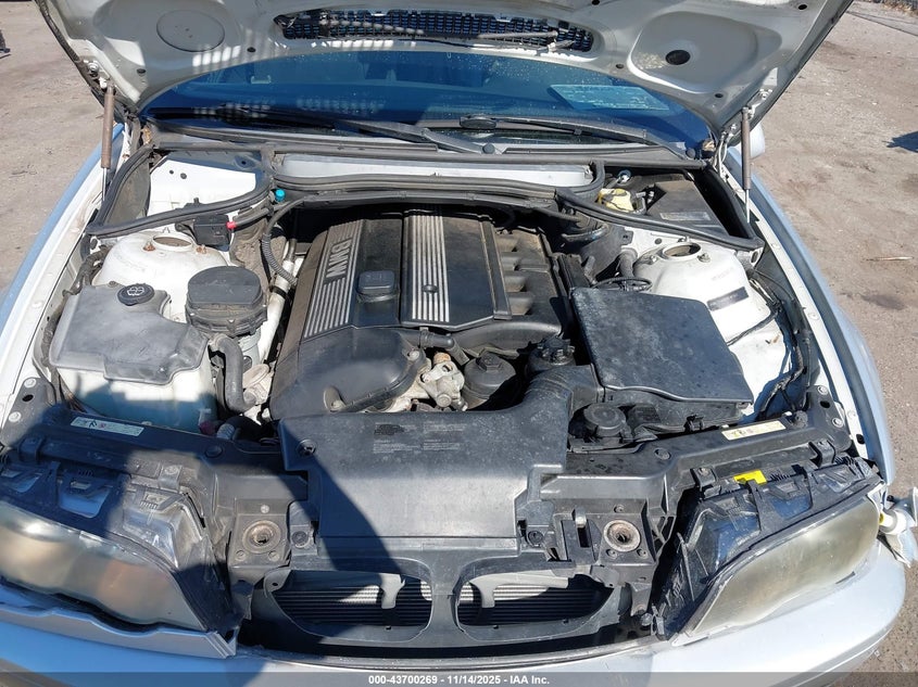 2001 BMW 330Ci VIN: WBABS534X1EV87520 Lot: 43700269