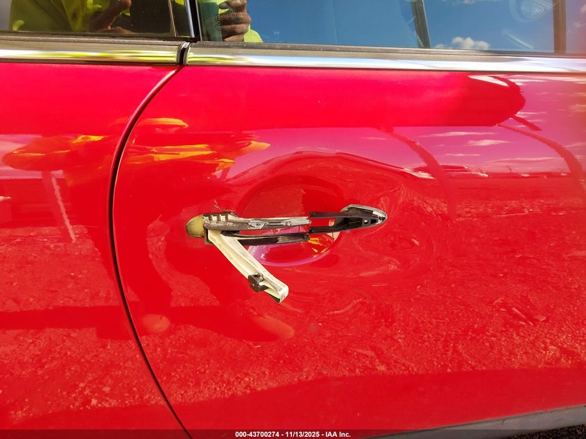 2009 Mini Cooper S VIN: WMWMF73599TW84278 Lot: 43700274