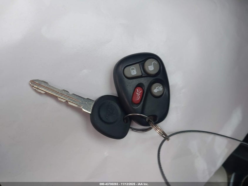 2004 Cadillac Deville Dhs VIN: 1G6KE54Y44U174887 Lot: 43700283