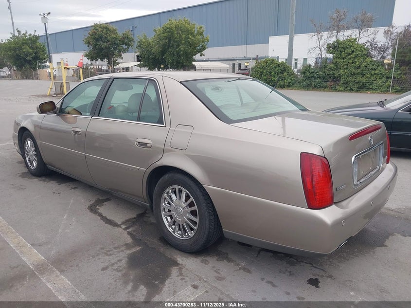 1G6KE54Y44U174887 2004 CADILLAC DE VILLE photo no. 3