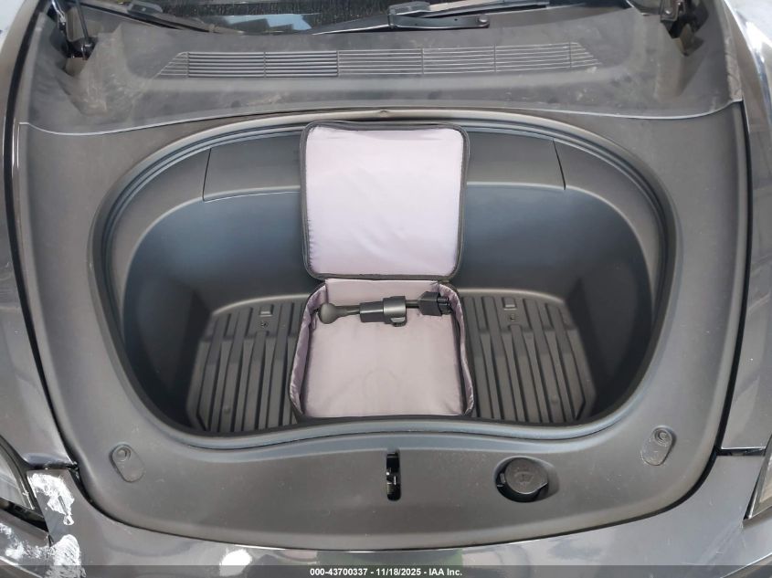 2024 Tesla Model 3 Long Range Dual Motor All-Wheel Drive/Rear-Wheel Drive VIN: 5YJ3E1EA2RF761536 Lot: 43700337