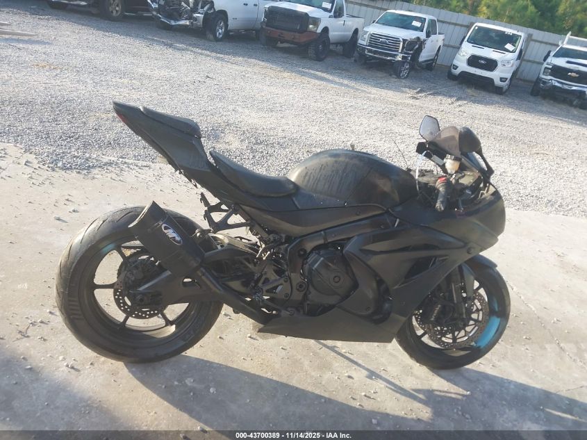 2023 Suzuki Gsx-R1000 VIN: JS1DM11B2P7100172 Lot: 43700389